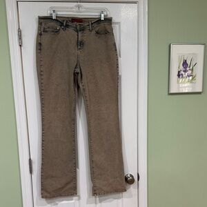 Womyn Tan Straight Leg Jeans, size 14
